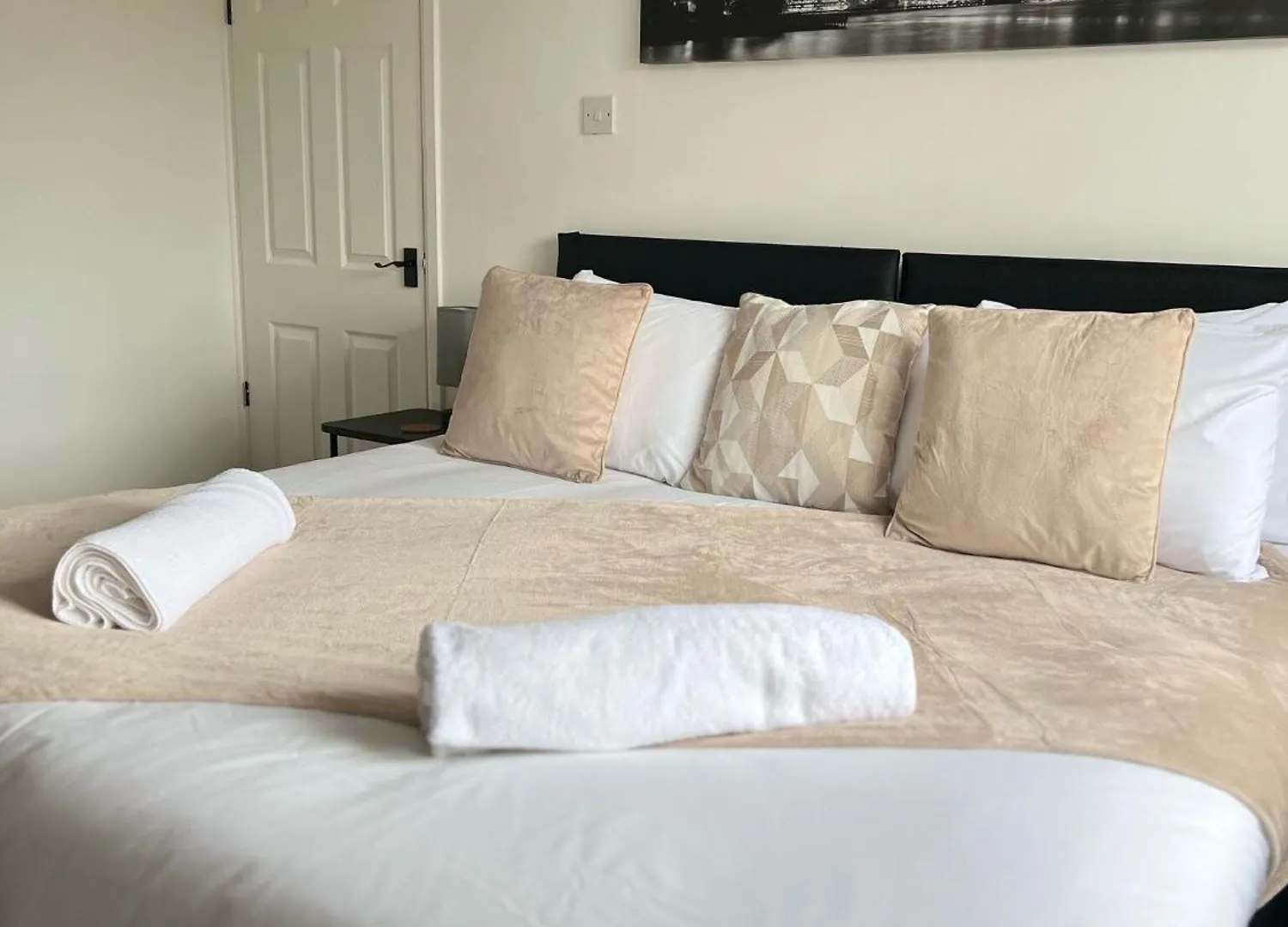 Olive Rd - 3 Bed House, Driveway Parking, High Speed Wifi Villa Southampton Holiday home